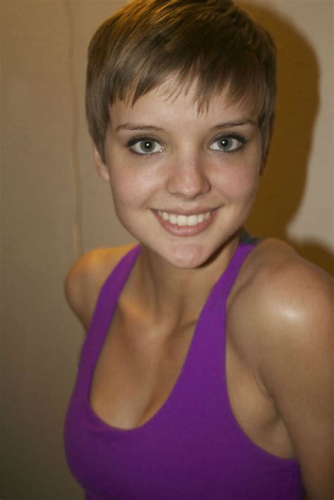 Naked Girls with Short Hair Porn Pics and Videos